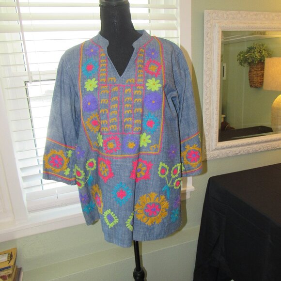 Angel Heart Boutique Embroidered Tunic Top - Large - Picture 1 of 4